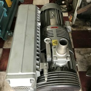 Bơm hút chân không vòng dầu cũ Busch R5